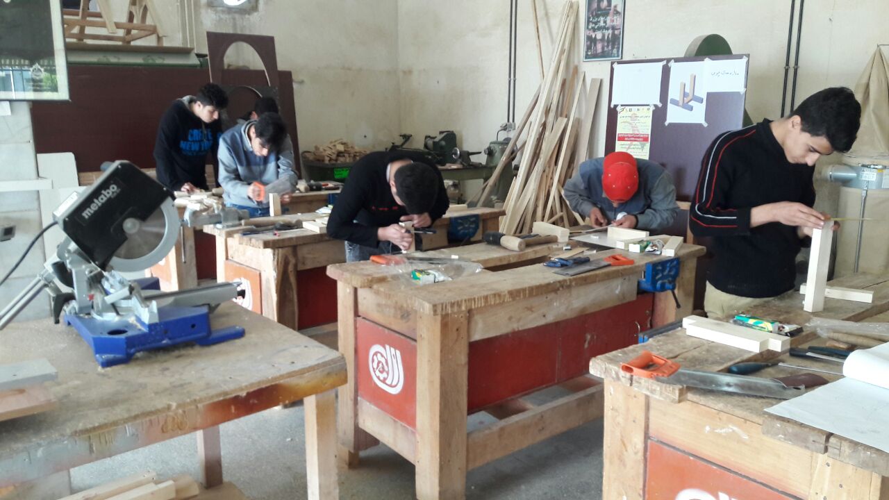 برگزاری اولین مسابقه استعداد یابی صنایع چوب استان در مرکز آموزش فنی و حرفه ای شهرستان رودسر