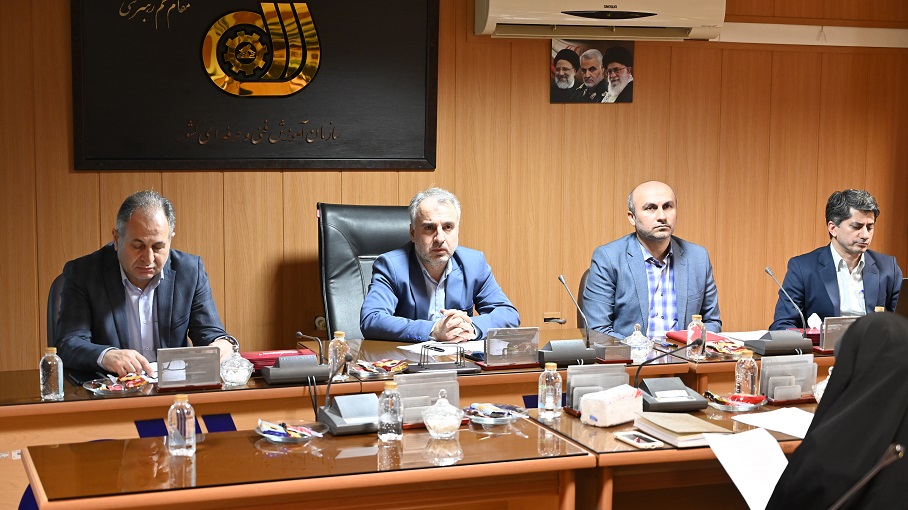 برگزاری جلسه شورای اداری اداره‌کل آموزش فنی و حرفه‌ای استان گیلان